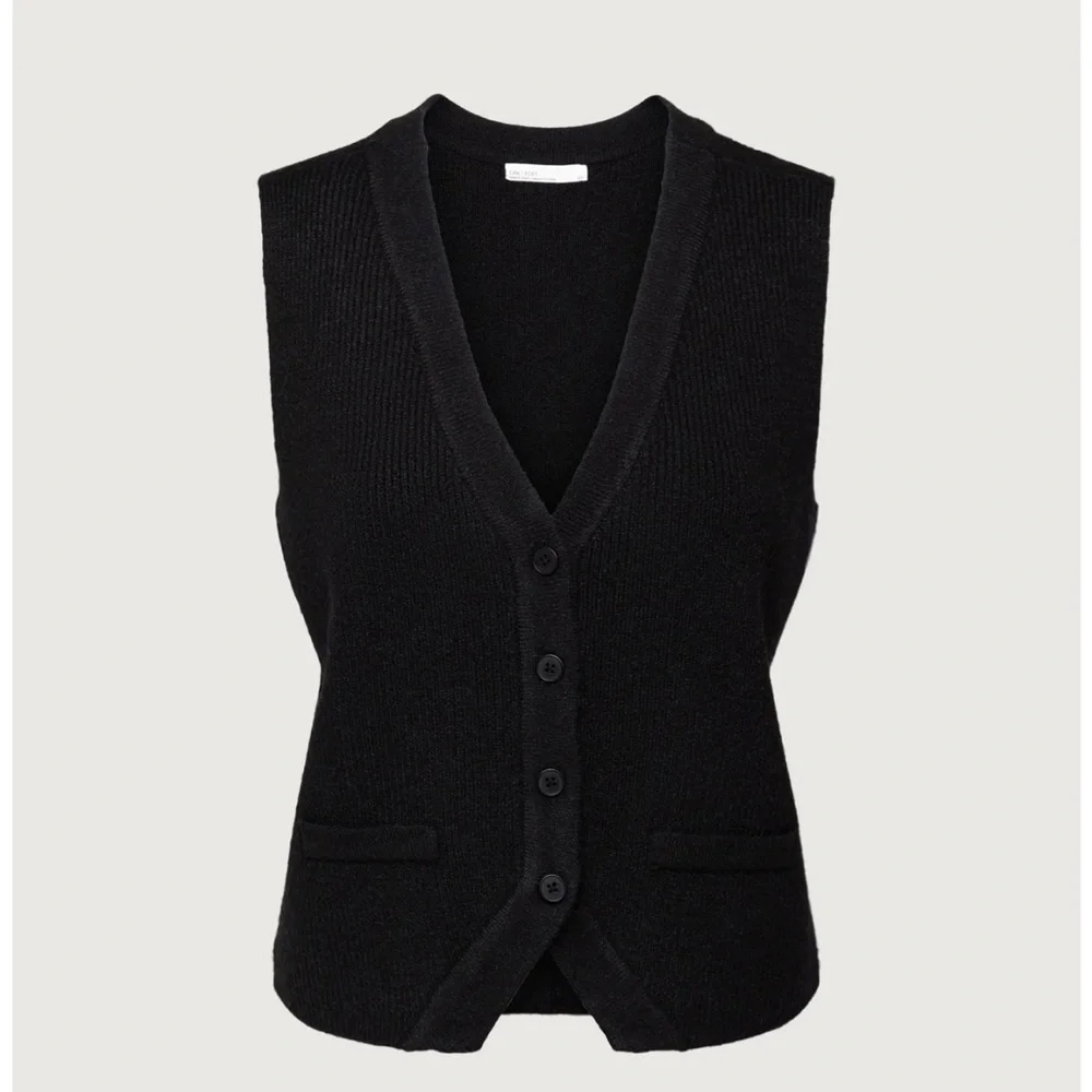 SOLD NWT Oak + Fort Black Relaxed Button Front Vest Cardigan M - Picture 3 of 16